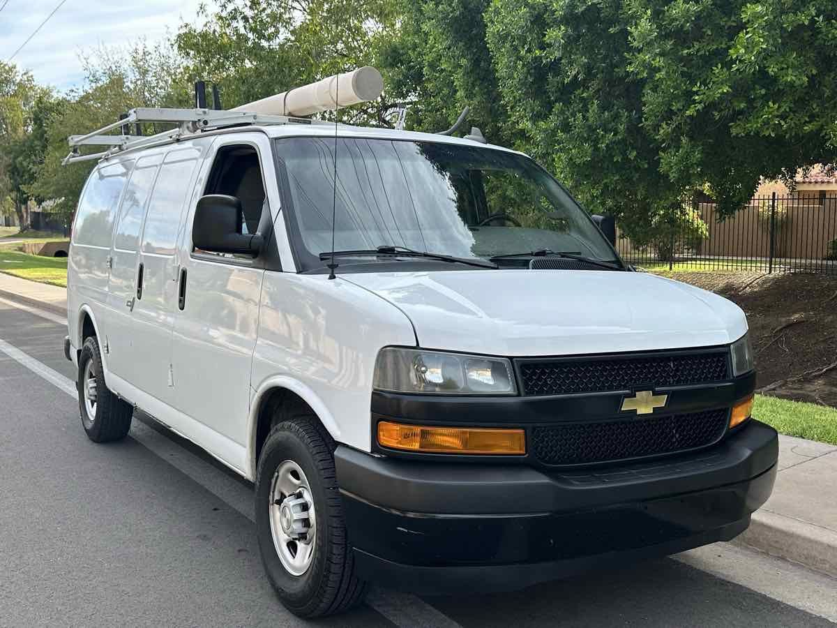 Used 2021 Chevrolet Express 2500 w/ Driver Convenience Package RWD image 2