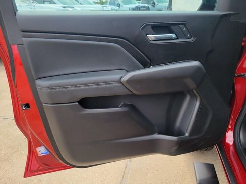 New 2026 GMC Canyon Elevation w/ Convenience Package RWD image 14