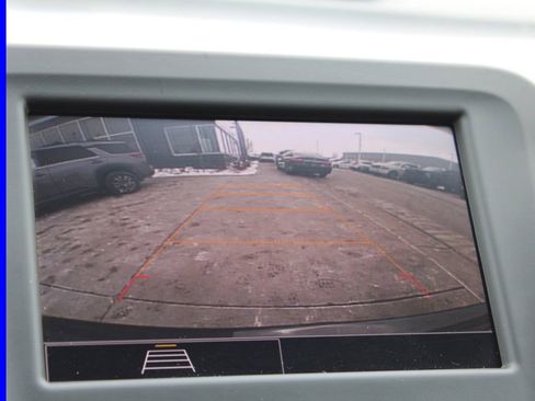 Used 2024 Chevrolet Equinox LT image 33