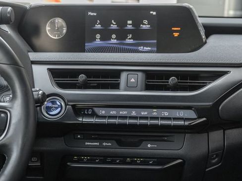 Used 2019 Lexus UX 250h w/ Premium Package AWD/4WD image 8
