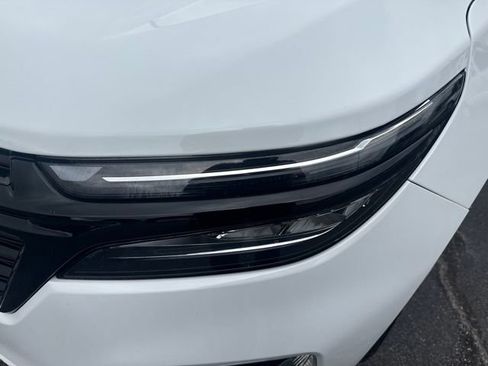 Used 2024 Chevrolet Equinox RS w/ LPO, Floor Liner Package AWD/4WD image 9