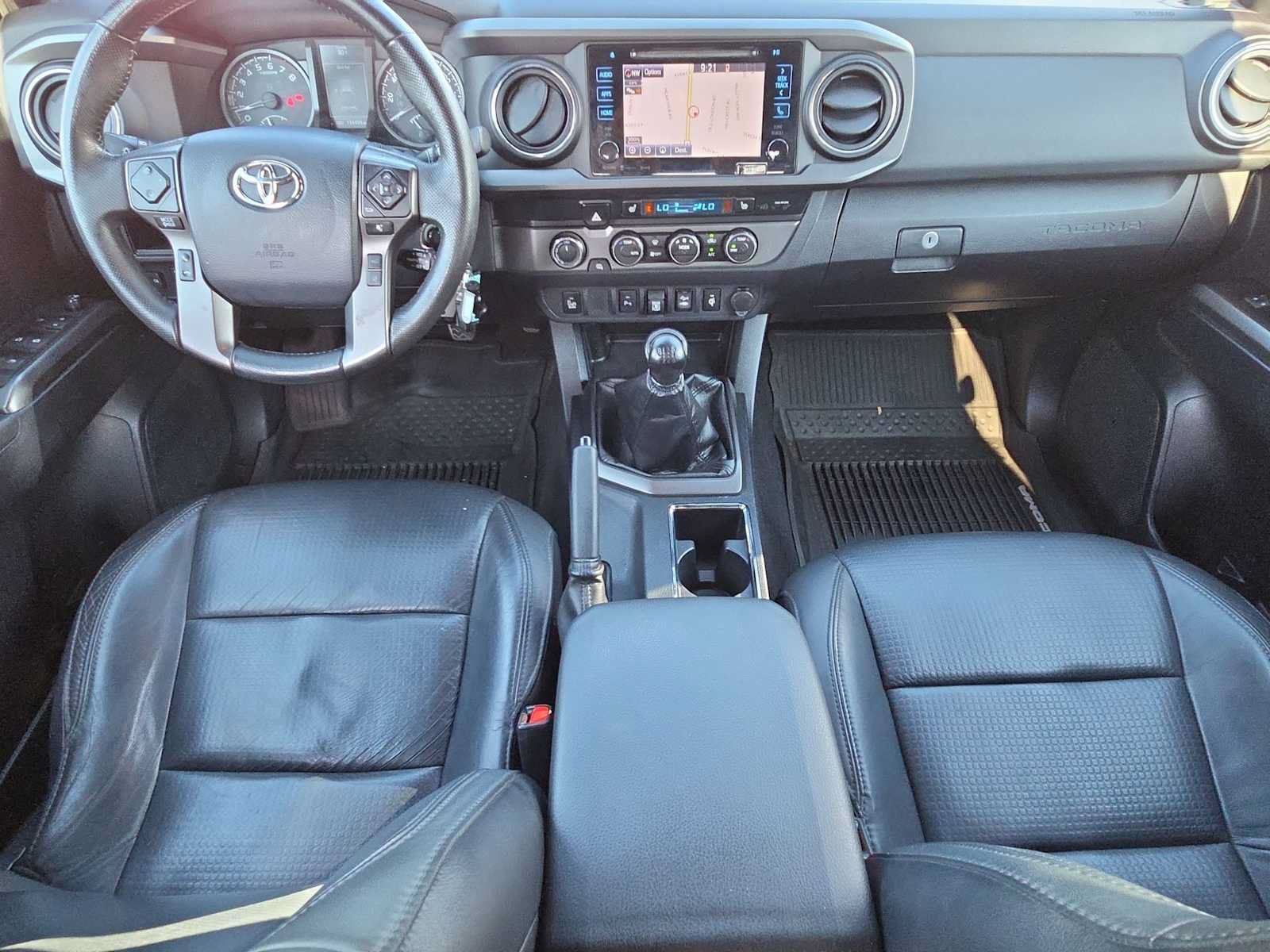 Used 2019 Toyota Tacoma TRD Off-Road w/ TRD Premium Off Road Package AWD/4WD image 19