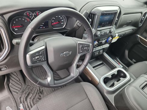 Used 2022 Chevrolet Silverado 1500 LT Trail Boss AWD/4WD image 10