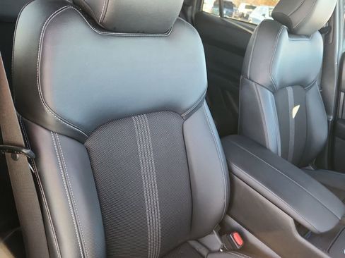 Used 2024 MAZDA CX-50 AWD 2.5 S w/ Preferred Package image 17