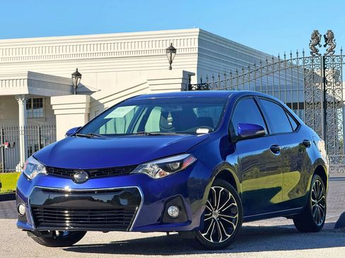 Used 2016 Toyota Corolla S w/ Driver Convenience Package FWD image 2
