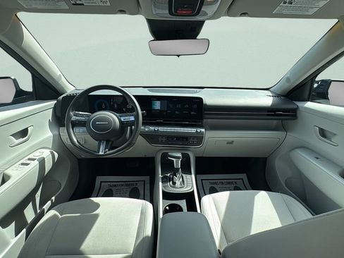 Used 2025 Hyundai Kona SEL AWD/4WD image 11