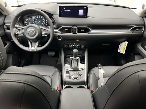 New 2025 MAZDA CX-5 AWD 2.5 S w/ Premium Plus Pkg image 4