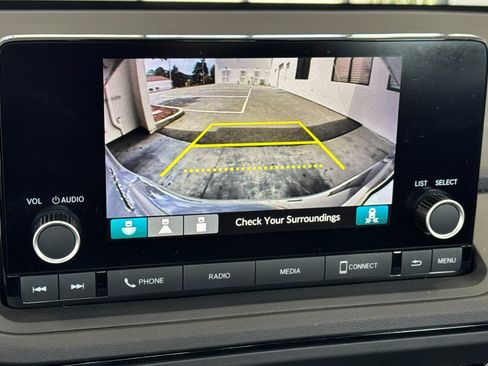 Certified 2025 Honda Accord SE image 19