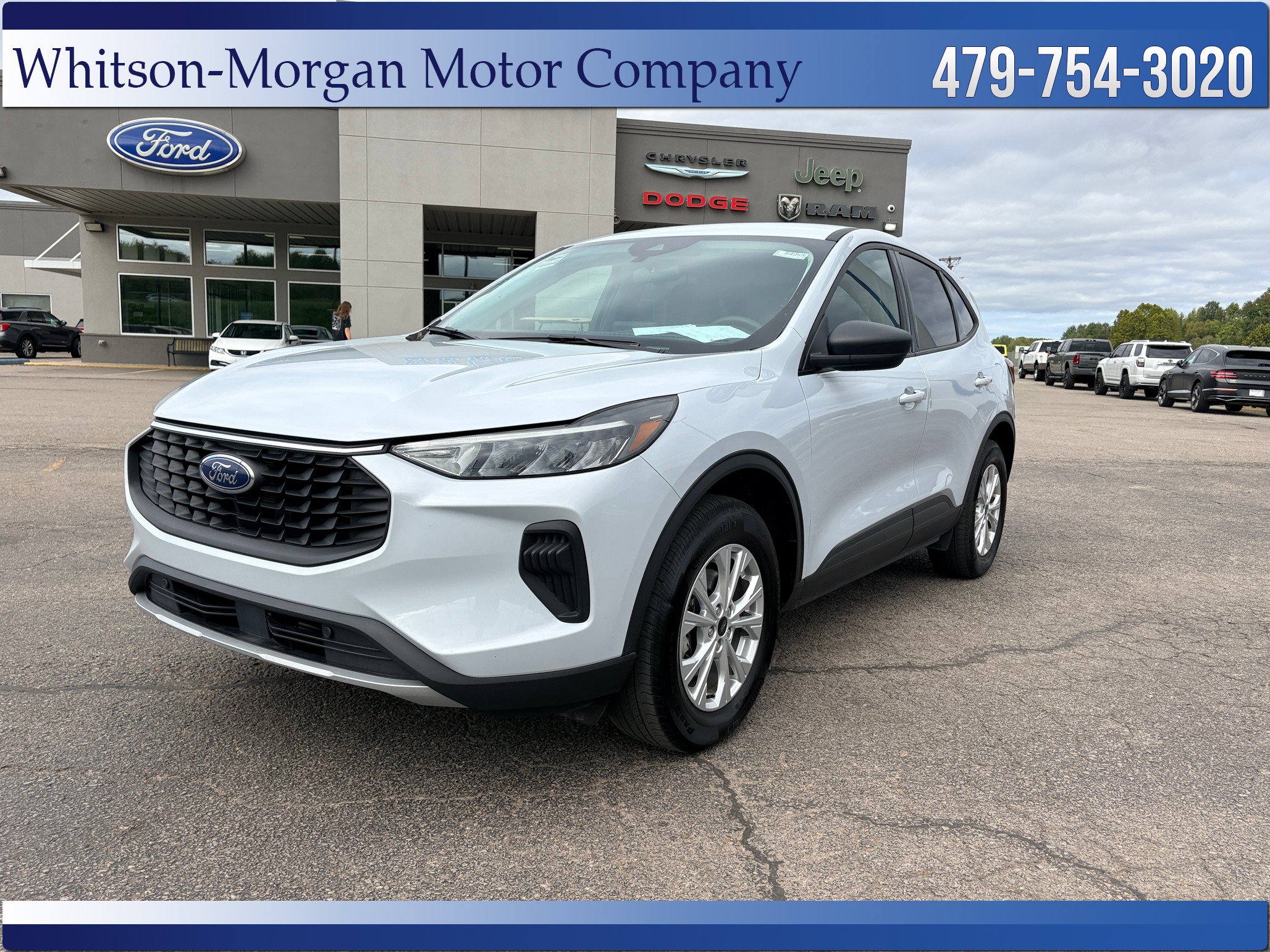 Used 2025 Ford Escape Active AWD/4WD image 1