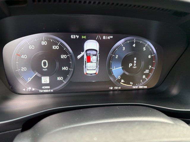 Used 2021 Volvo XC40 T5 R-Design w/ Advanced Package AWD/4WD image 32