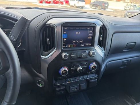 Used 2021 GMC Sierra 1500 SLT image 19