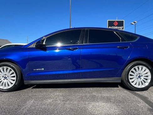 Used 2014 Ford Fusion S image 3