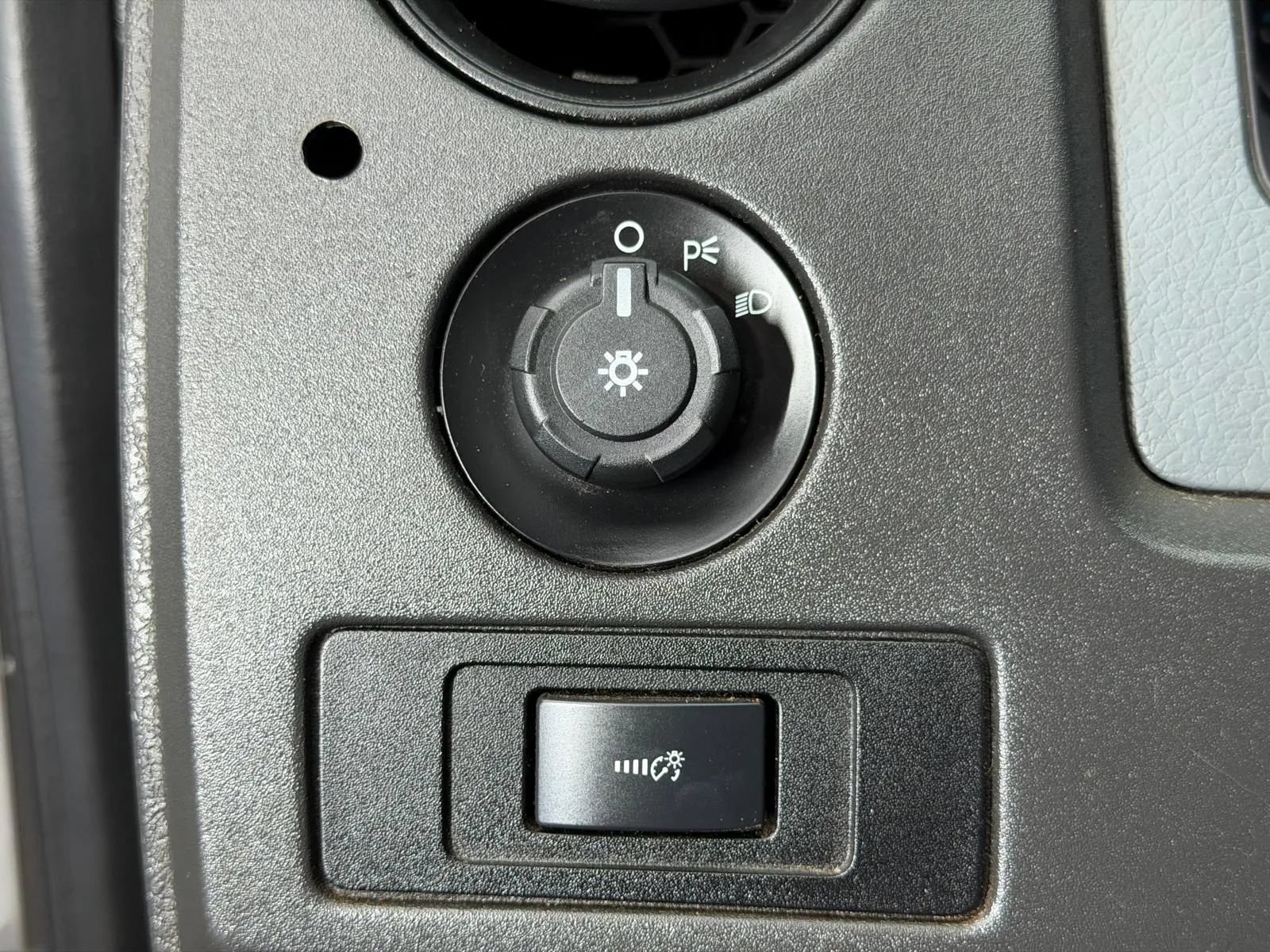 Used 2014 Ford F150 XL RWD image 19