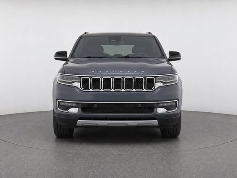 Used 2024 Jeep Wagoneer Series III AWD/4WD image 5