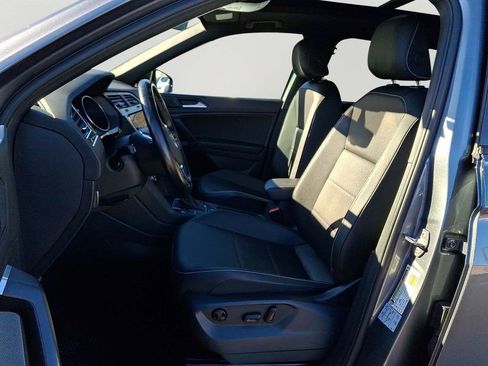 Used 2021 Volkswagen Tiguan SE R-Line image 14