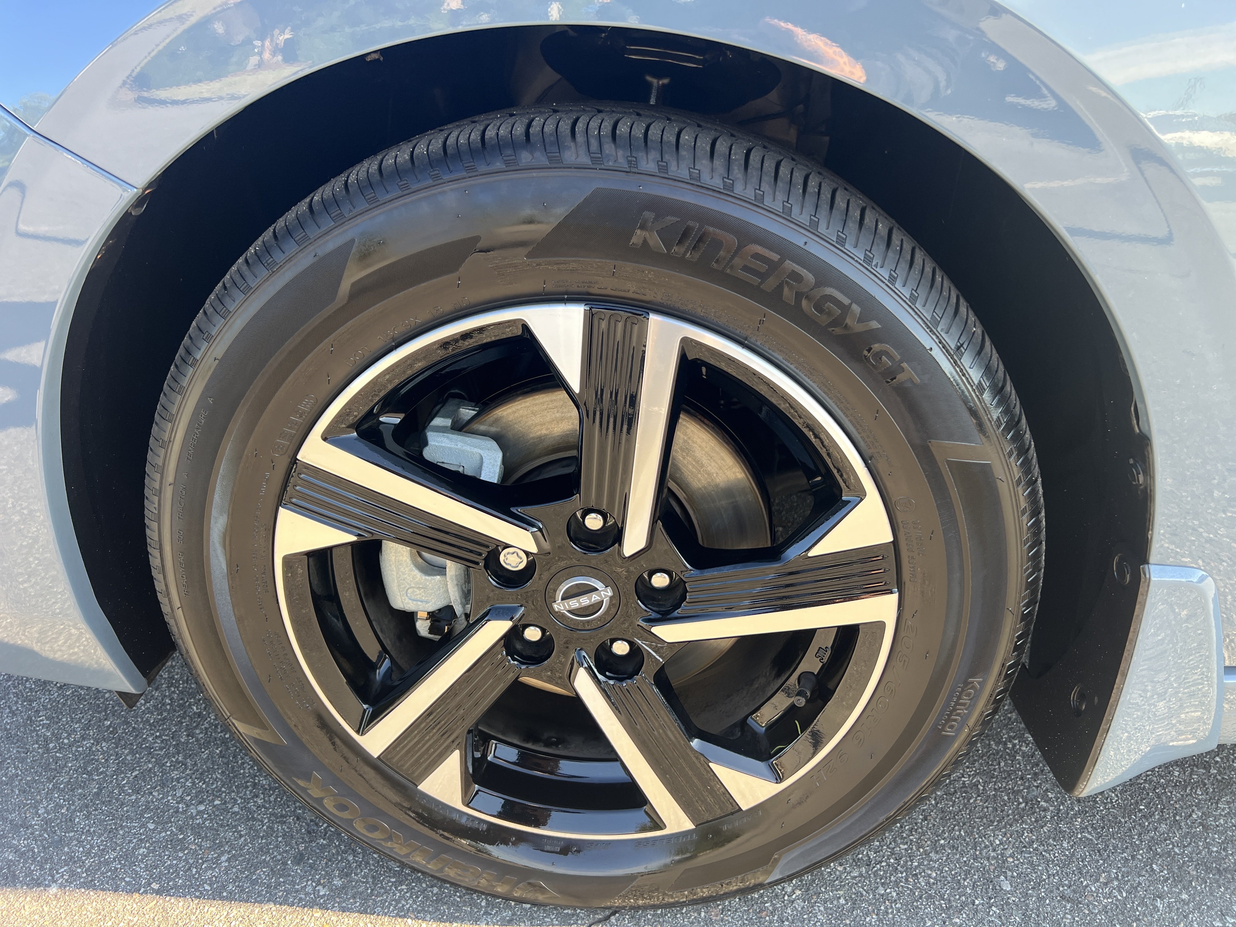Certified 2025 Nissan Sentra SV w/ All-Weather Package FWD image 9