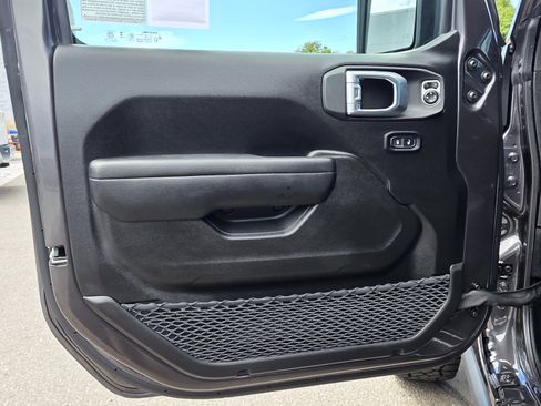 New 2026 Jeep Gladiator Mojave AWD/4WD image 11