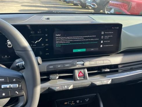 Certified 2025 Kia K4 EX image 17