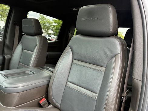 Used 2022 GMC Sierra 1500 Denali w/ Denali Premium Package AWD/4WD image 22