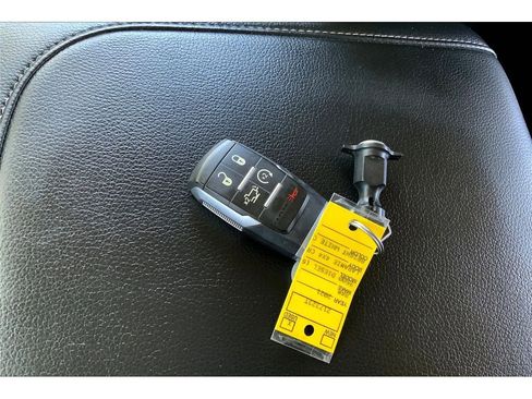 Used 2021 RAM 3500 Laramie image 13