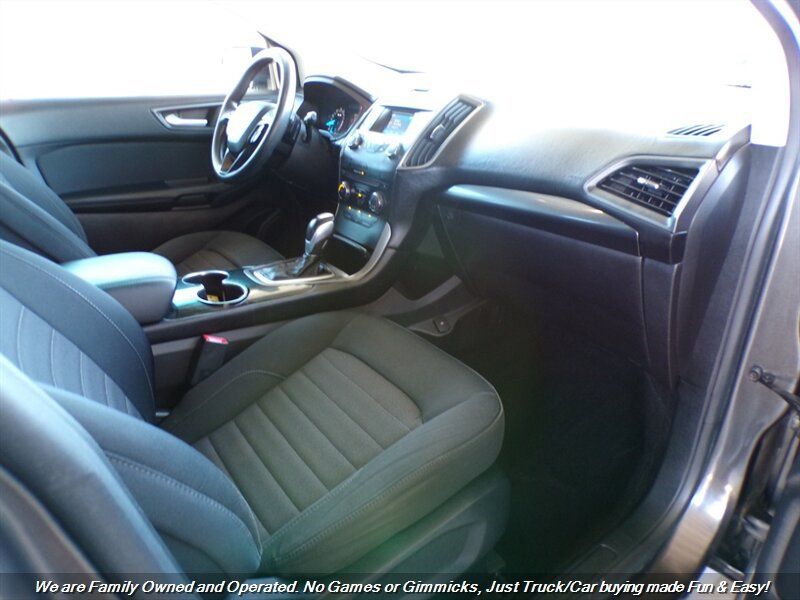 Used 2015 Ford Edge SE FWD image 29