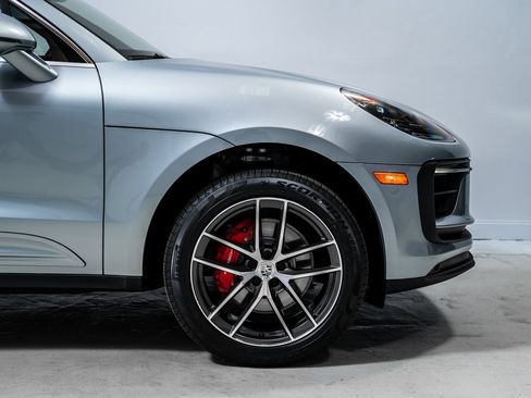 New 2026 Porsche Macan S image 12