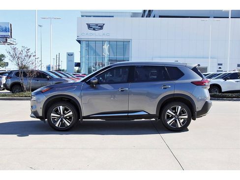 Used 2023 Nissan Rogue Platinum w/ Platinum Premium Package image 3