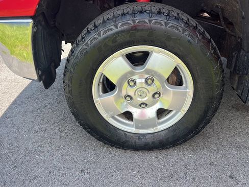 Used 2011 Toyota Tundra 4x4 Double Cab w/ Tow Pkg image 35