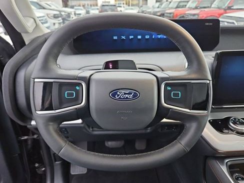 Used 2025 Ford Expedition Max Active image 21