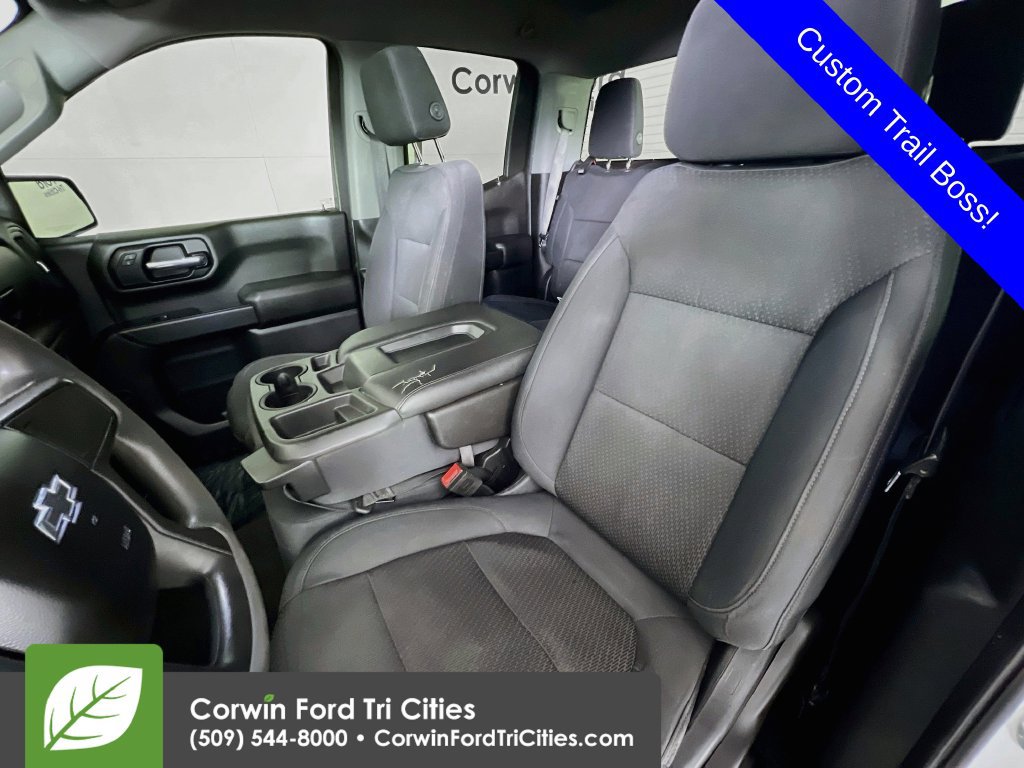 Used 2019 Chevrolet Silverado 1500 Custom Trail Boss w/ Custom Convenience Package AWD/4WD image 24