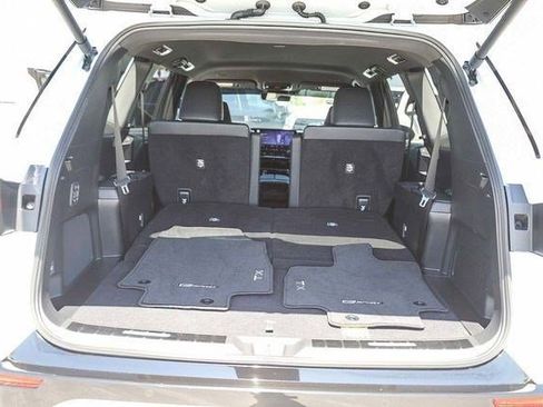 Used 2024 Lexus TX 500h AWD w/ Technology Package image 25