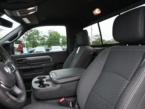 New 2026 RAM 3500 Tradesman AWD/4WD image 22