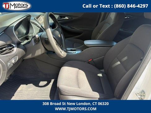 Used 2022 Chevrolet Malibu LT FWD image 14