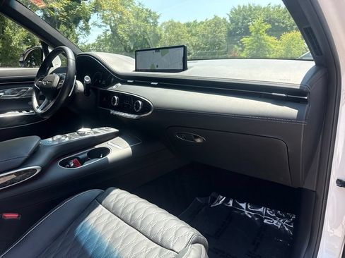 Used 2023 Genesis GV70 3.5T Sport w/ Sport Prestige Package AWD/4WD image 36