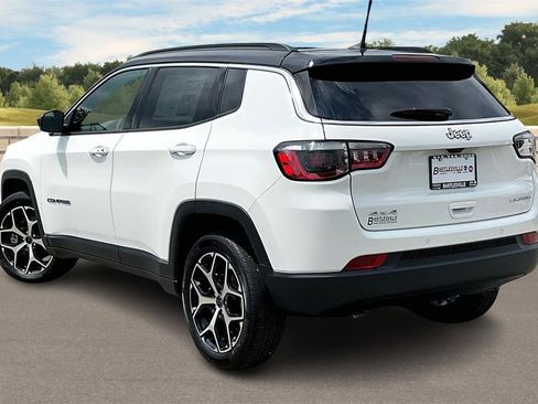New 2025 Jeep Compass Limited image 3