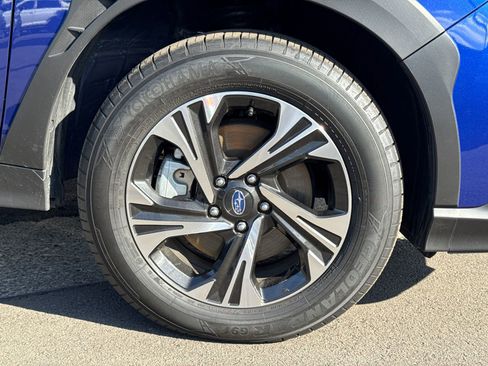 Certified 2024 Subaru Crosstrek 2.0i Premium image 4