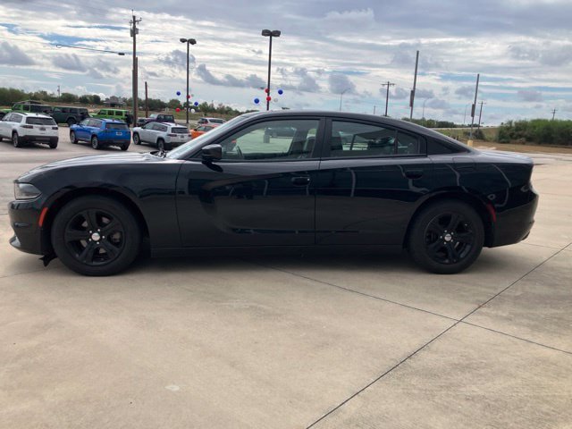 Used 2022 Dodge Charger SXT w/ Leather Interior Group RWD image 2