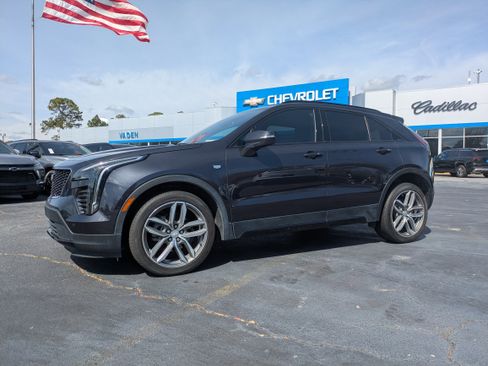 Used 2023 Cadillac XT4 Sport w/ Cold Weather Package image 2