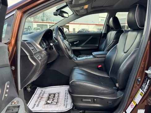 Used 2015 Toyota Venza XLE image 15