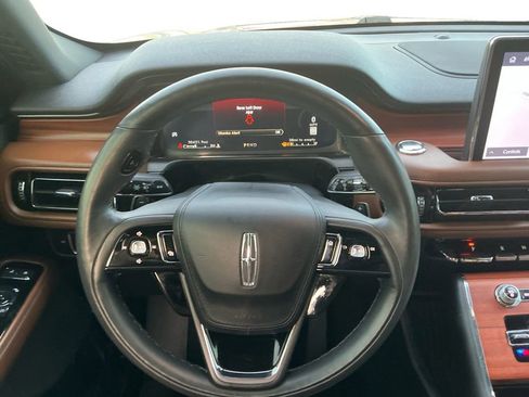Used 2024 Lincoln Aviator Reserve w/ Equipment Group 201A image 18