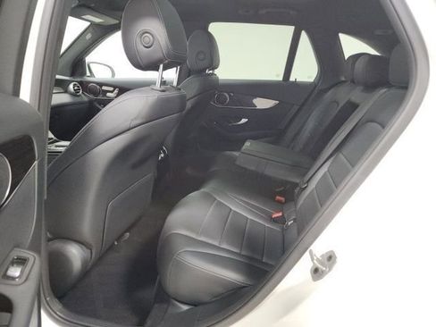 Used 2022 Mercedes-Benz GLC 300 4MATIC image 19