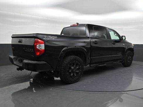 Used 2020 Toyota Tundra SR5 w/ SR5 Leather Package AWD/4WD image 5