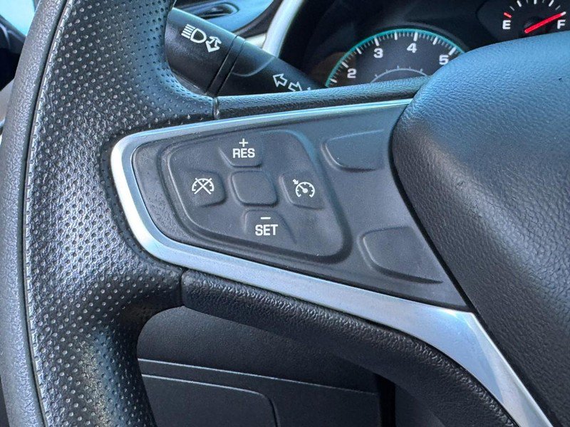 Used 2022 Chevrolet Malibu LT FWD image 16