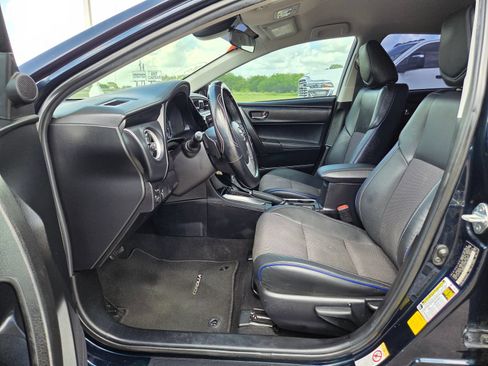 Used 2019 Toyota Corolla SE FWD image 13