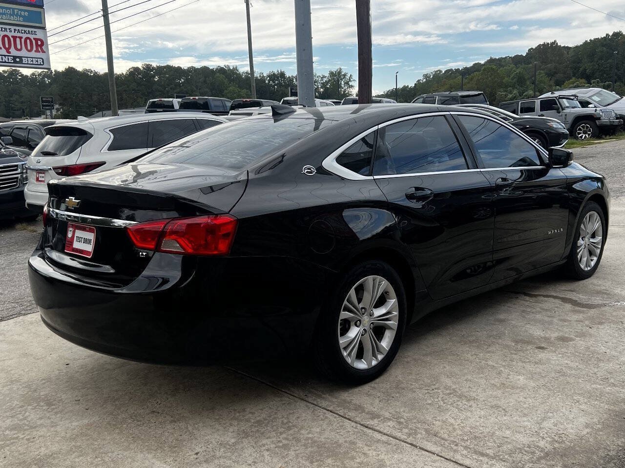 Used 2015 Chevrolet Impala LT FWD image 6