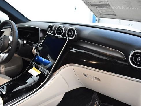 New 2026 Mercedes-Benz GLC 300 4MATIC image 18