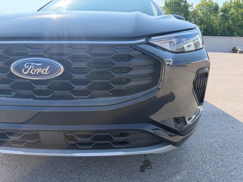 Used 2024 Ford Escape ST-Line w/ Tech Pack #1 FWD image 20