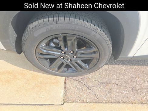 Used 2025 Chevrolet Trax ACTIV w/ Driver Confidence Package FWD image 8