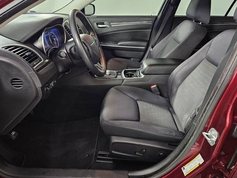 Used 2021 Chrysler 300 Touring w/ Sport Appearance Package RWD image 20
