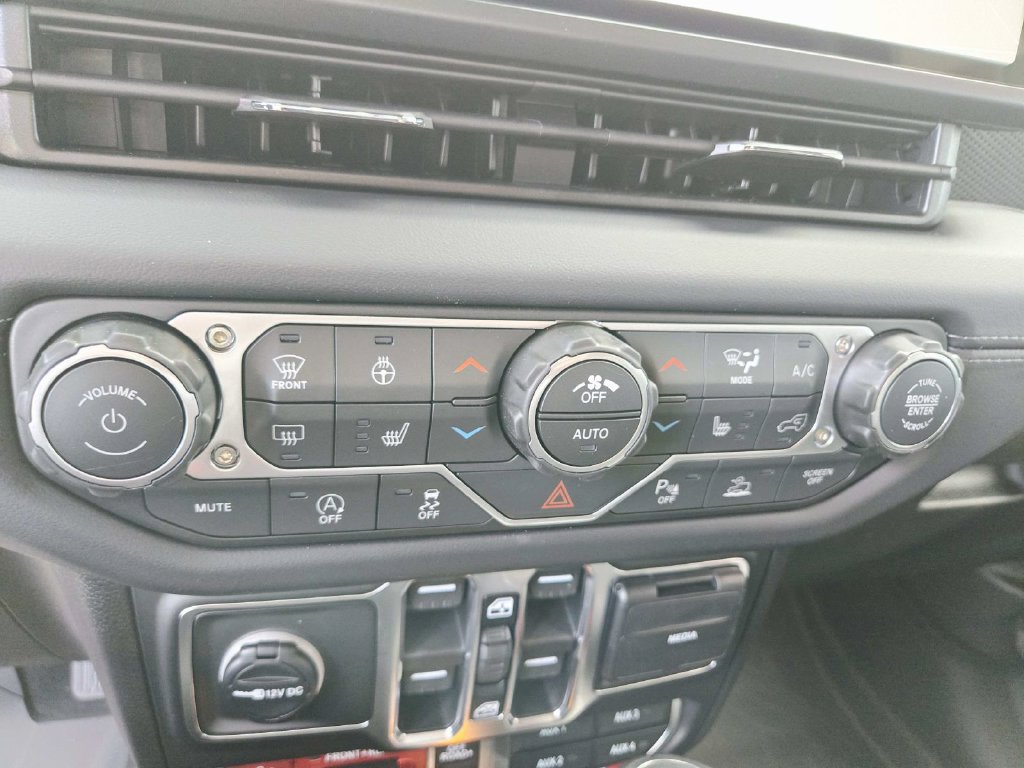 New 2026 Jeep Gladiator Rubicon AWD/4WD image 29